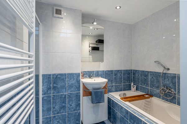 Medium property photo - Zenostraat 73, 3076 AS Rotterdam